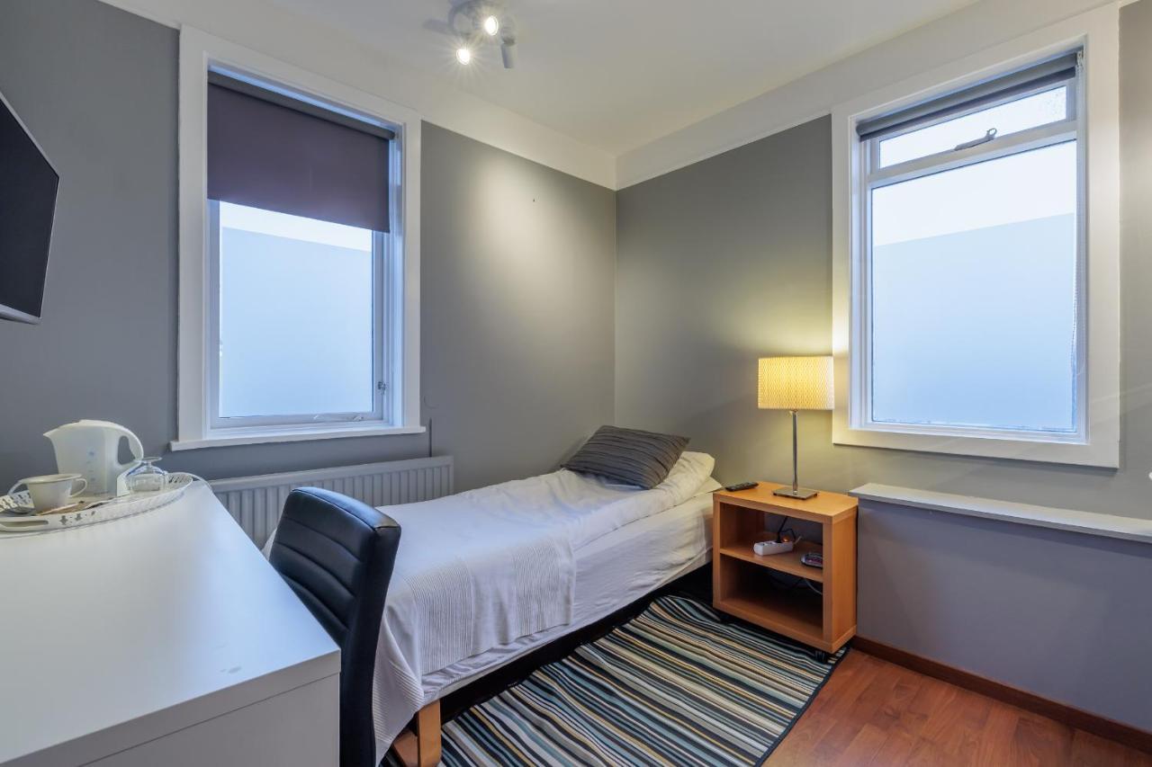 Snorri'S Guesthouse Reykjavik Bagian luar foto
