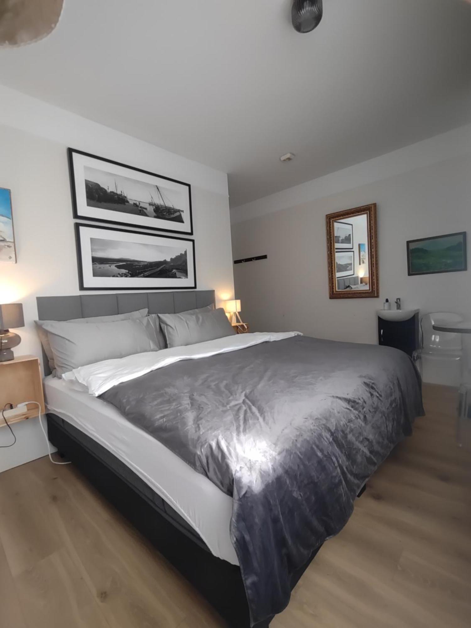 Snorri'S Guesthouse Reykjavik Bagian luar foto
